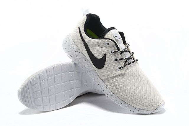  Nike Roshe Run